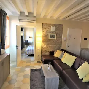 New And Spacious Venetië
