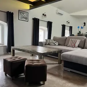 https://loft-design.fr-provencehotel.com