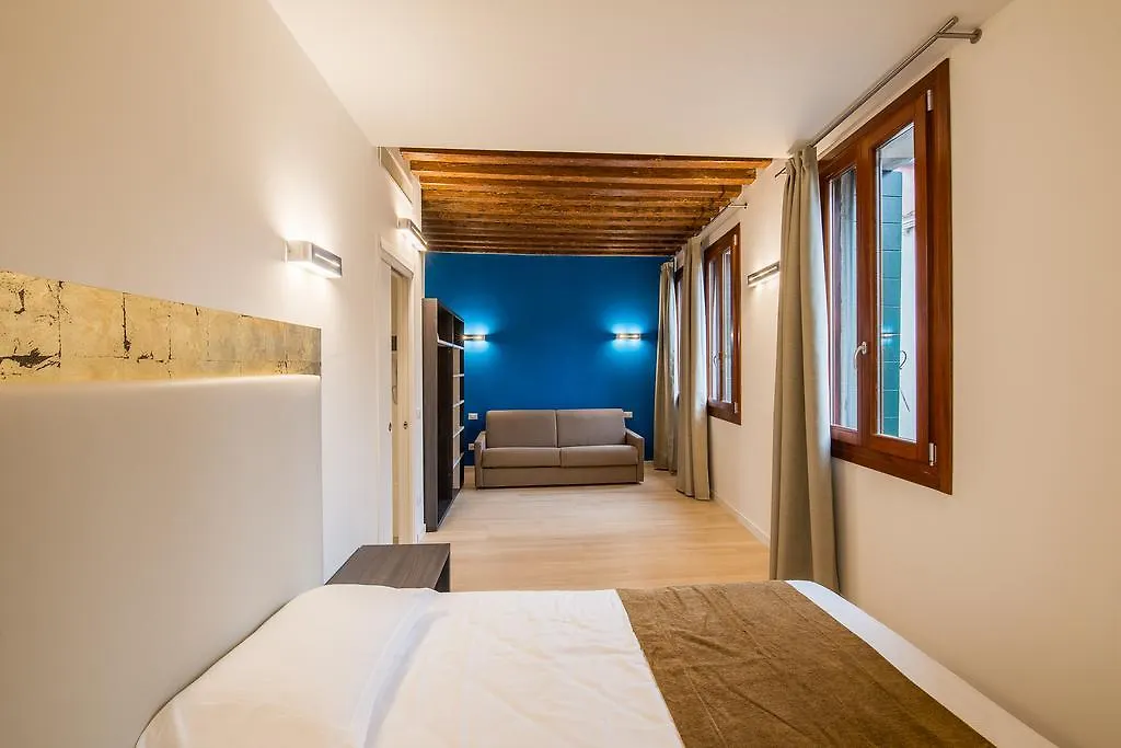 Apartmán Charming Palace Corte Del Teatro